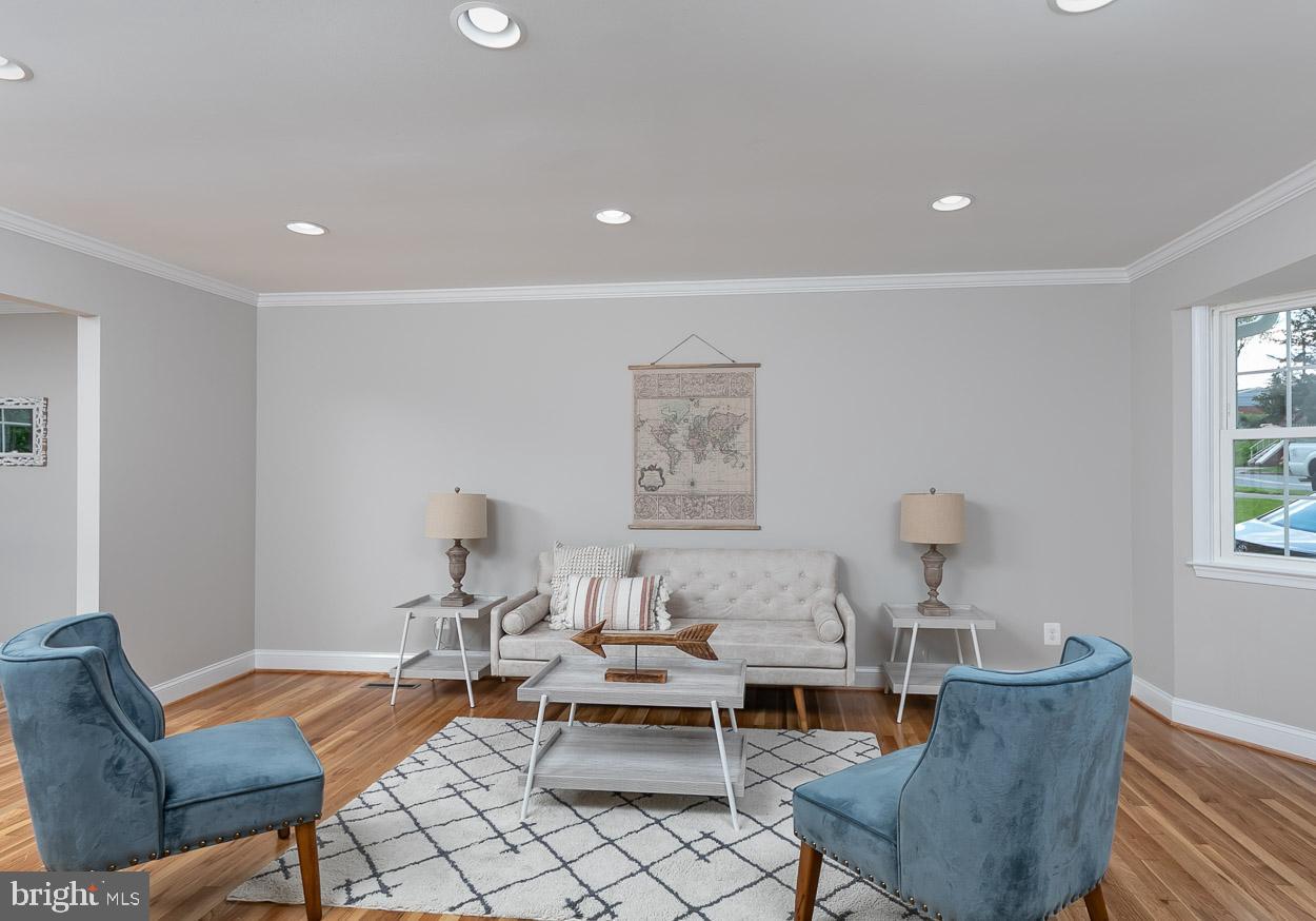 10127 Charington Road Cockeysville, MD 21030 - Photo 15 of 39 Gallery Image 15