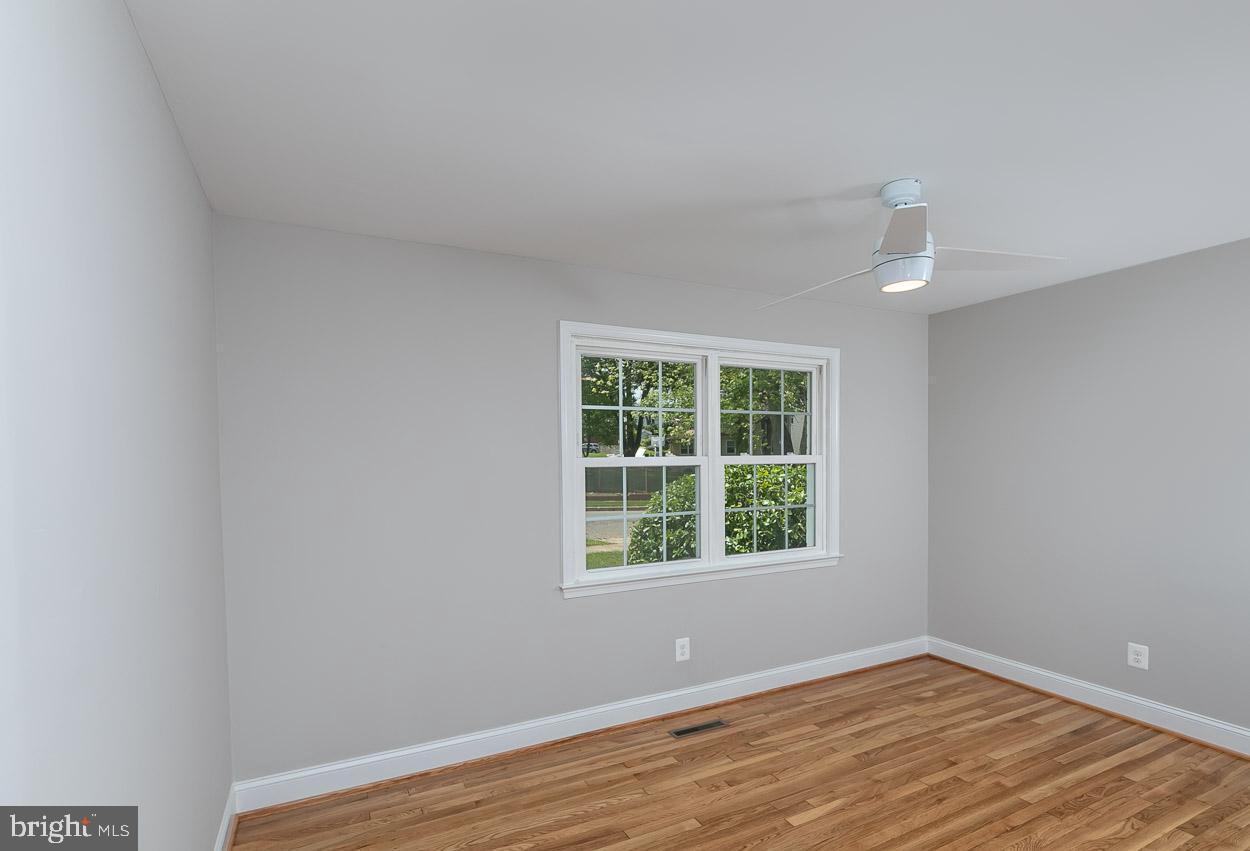10127 Charington Road Cockeysville, MD 21030 - Photo 21 of 39 Gallery Image 21