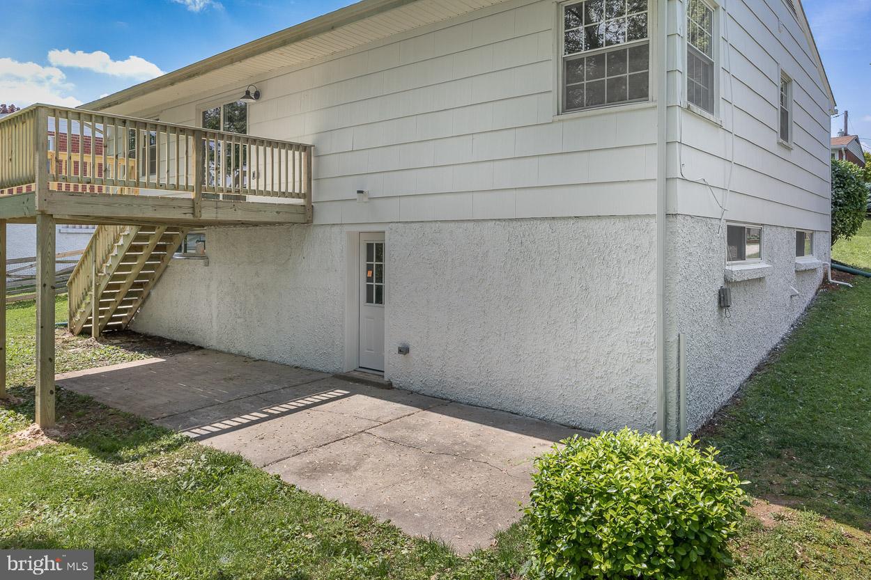 10127 Charington Road Cockeysville, MD 21030 - Photo 36 of 39 Gallery Image 36
