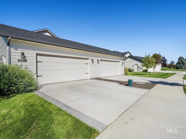 $429,999 | 5646 West Stadium Lane, Eagle, ID 83616