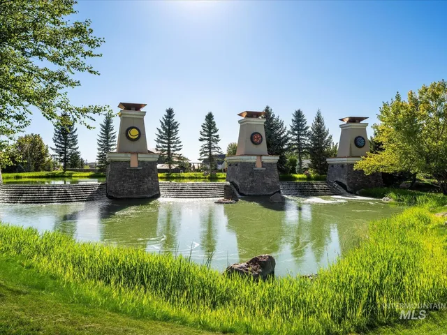 $429,999 | 5646 West Stadium Lane, Eagle, ID 83616