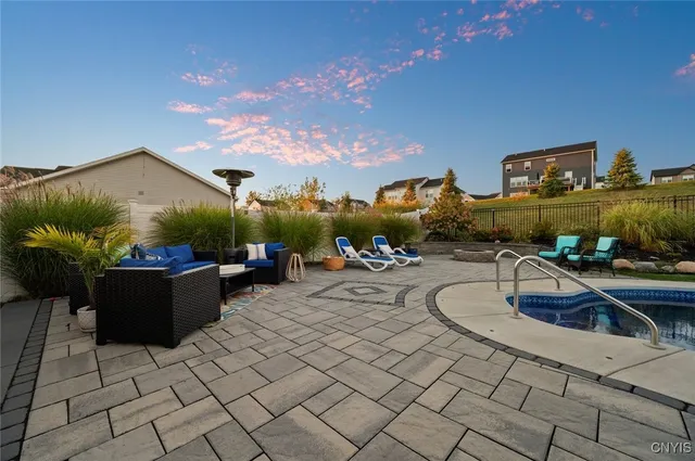 $574,900 | 5546 Rolling Meadows Way, Camillus, NY 13031