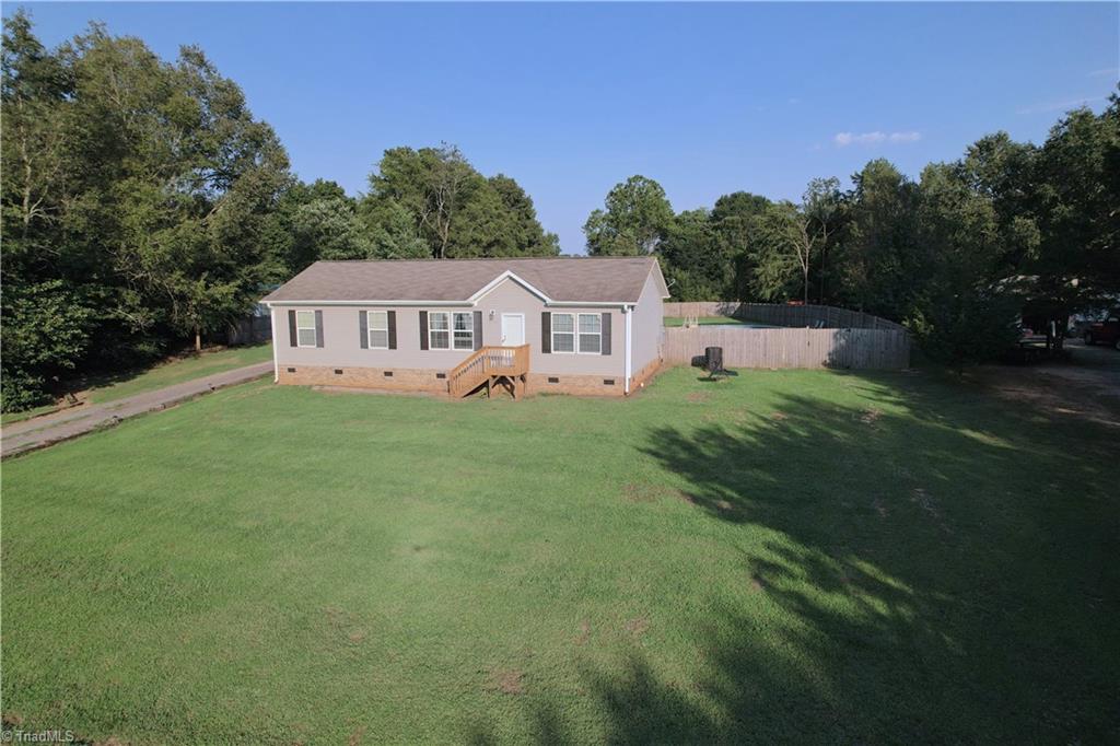 593 Gladstone Road Mocksville, NC 27028 - Photo 2 of 34 Gallery Image 2