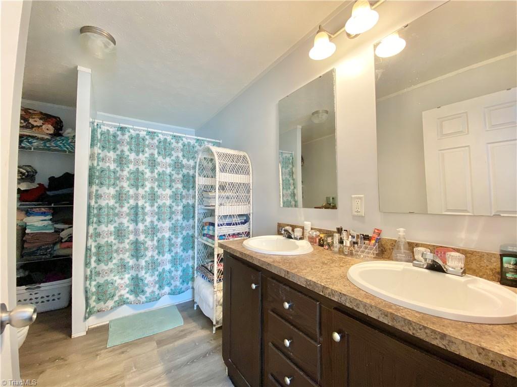 593 Gladstone Road Mocksville, NC 27028 - Photo 18 of 34 Hall to 3 bedrooms