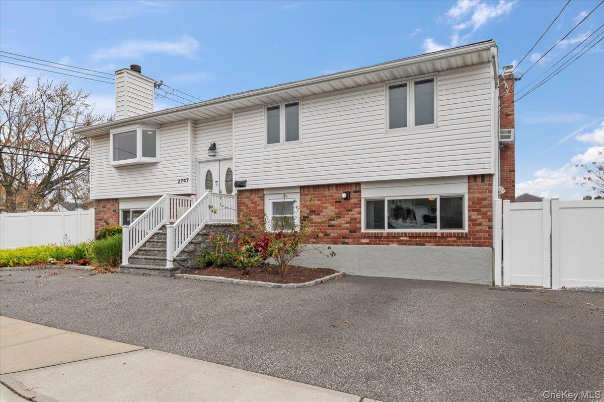 2747 Barbara Road Bellmore, NY 11710 - Photo 28 of 30