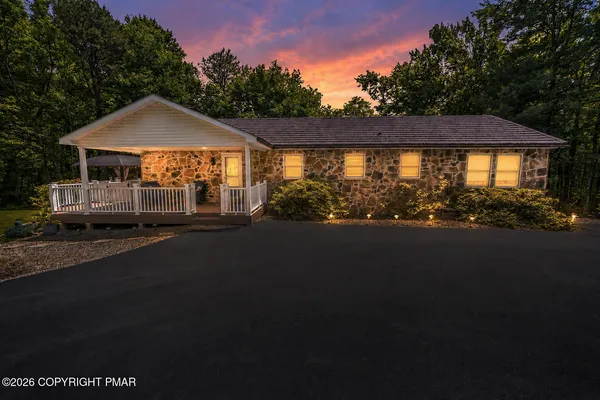 $525,000 | 55 Molenda Circle, Lehighton, PA 18235