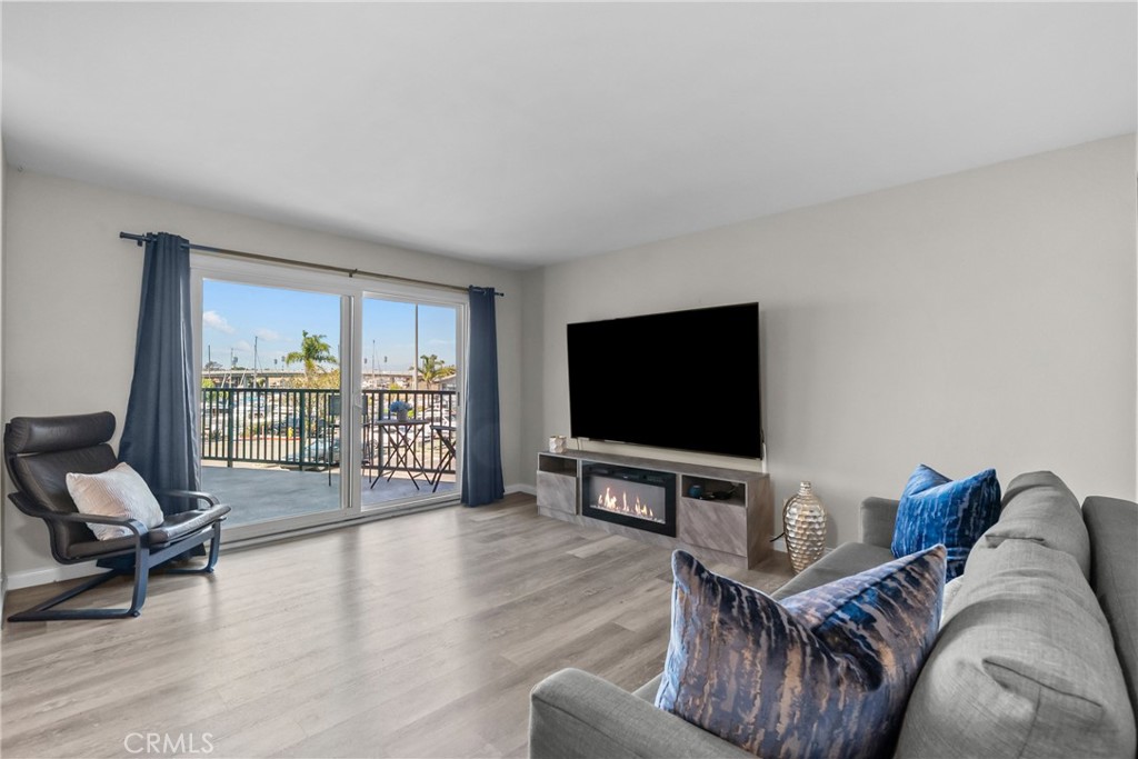 2901 Peninsula Road, Unit 137 Oxnard, CA 93035 - Photo 10 of 27 Gallery Image 10