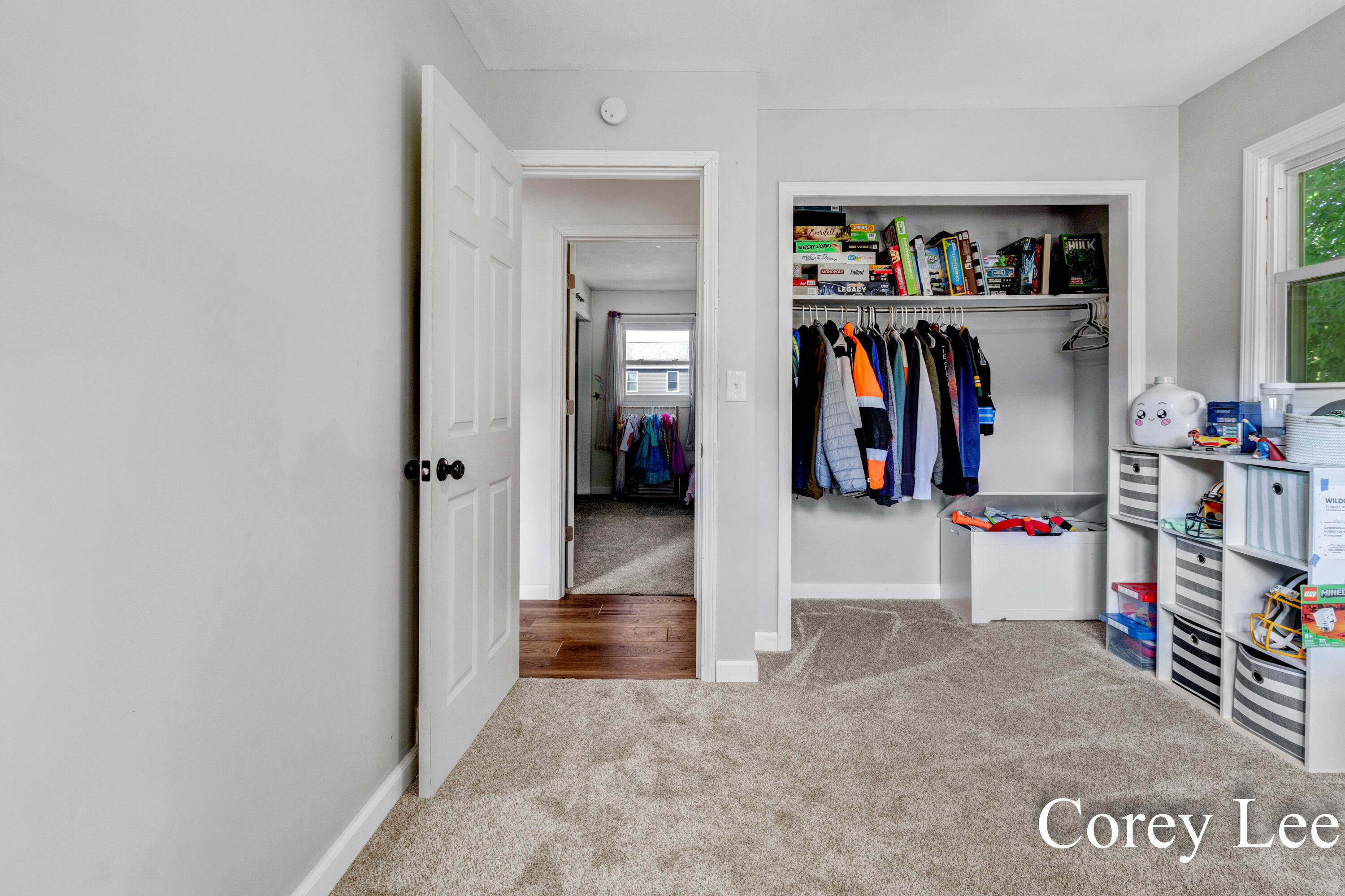 9001 Victor Avenue Jenison, MI 49428 - Photo 20 of 46 Corey Lee - 9001 Victor (45)-20