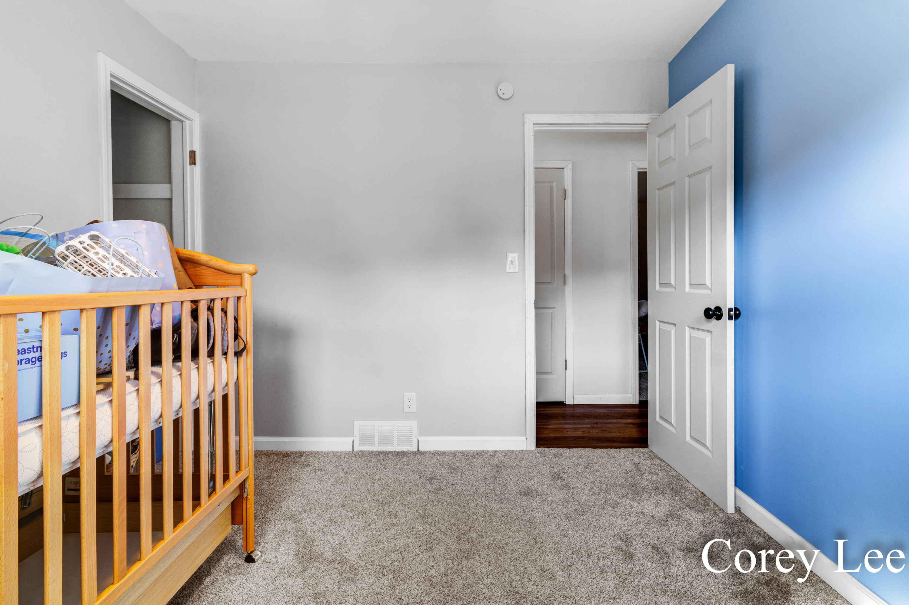 9001 Victor Avenue Jenison, MI 49428 - Photo 22 of 46 Corey Lee - 9001 Victor (45)-22