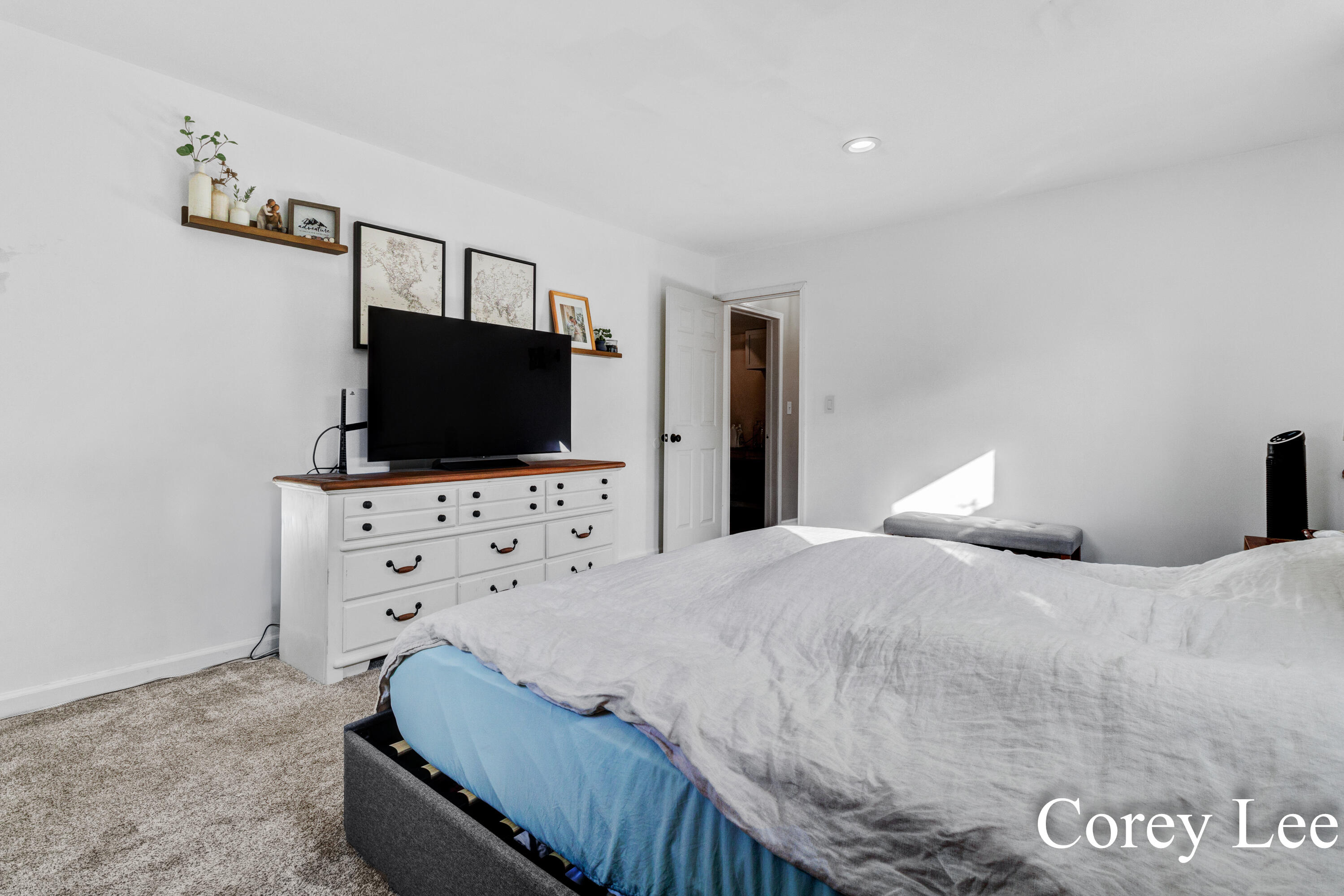 9001 Victor Avenue Jenison, MI 49428 - Photo 28 of 46 Corey Lee - 9001 Victor (45)-28