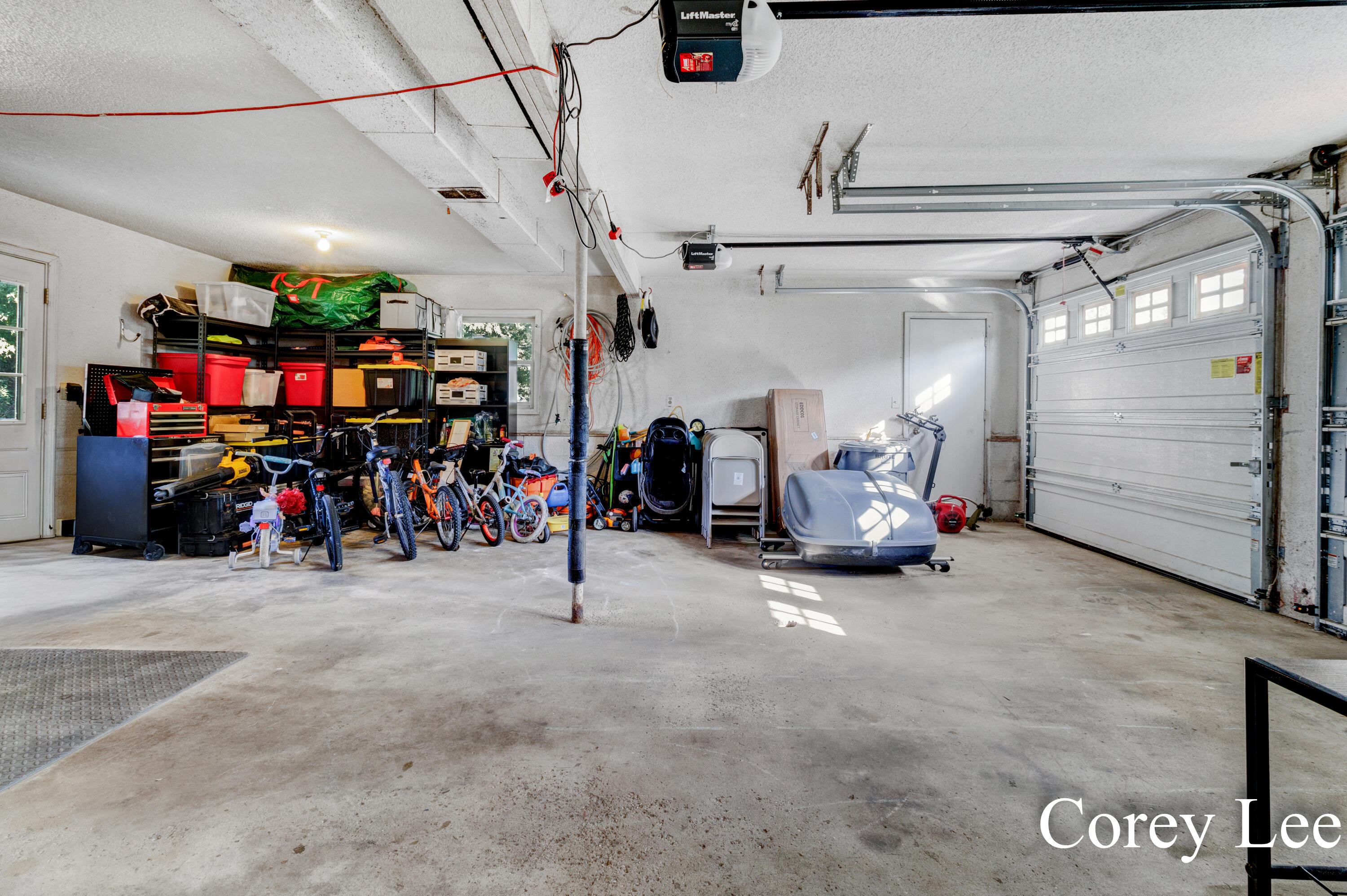 9001 Victor Avenue Jenison, MI 49428 - Photo 36 of 46 Corey Lee - 9001 Victor (45)-36