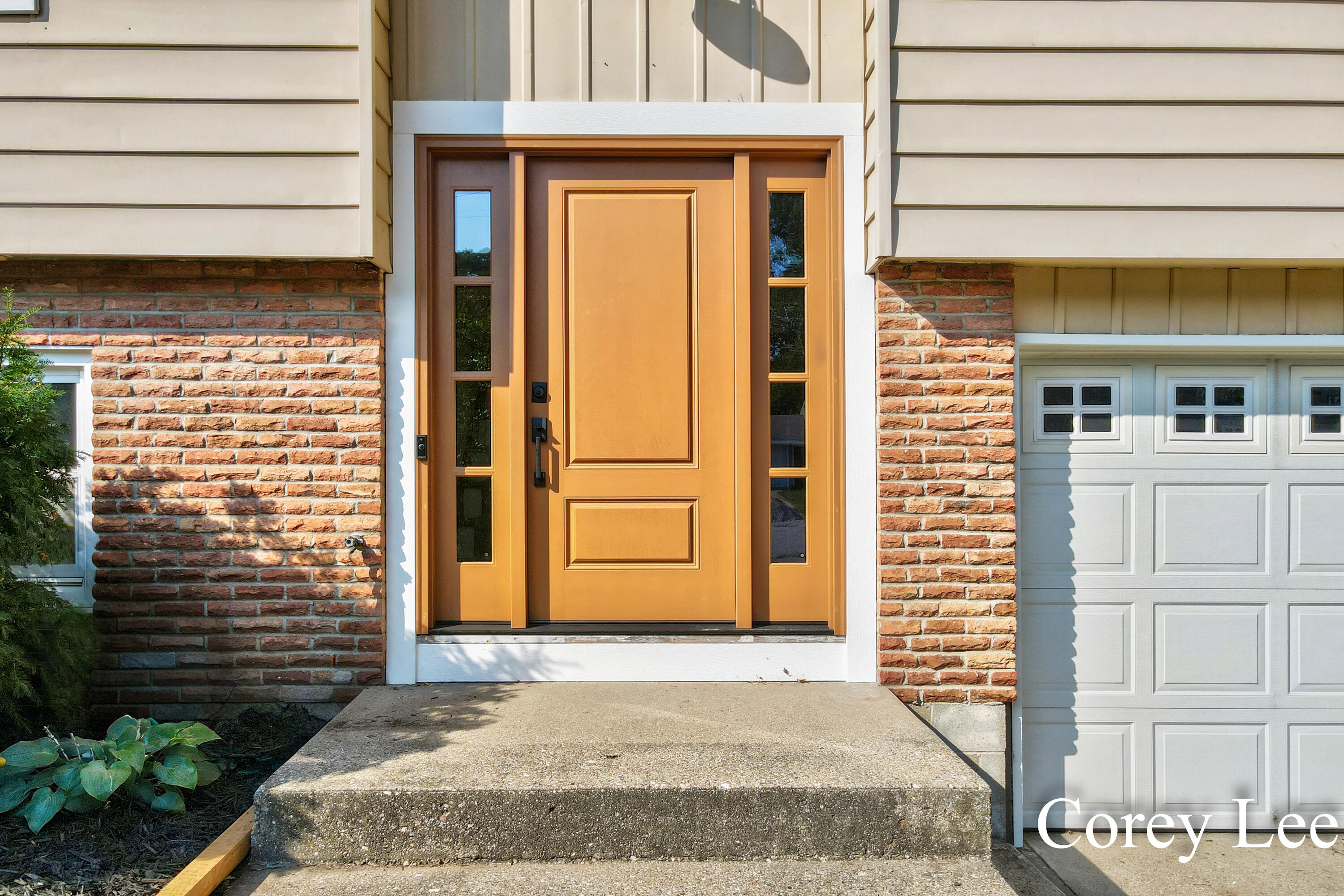 9001 Victor Avenue Jenison, MI 49428 - Photo 4 of 46 Corey Lee - 9001 Victor (45)-4