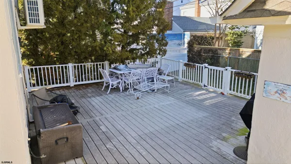 $62,000 | 115 North Sumner Avenue, Margate City, NJ 08402