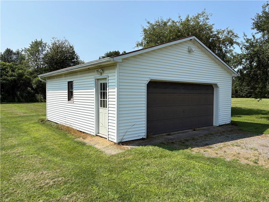 453 Palmer Road Riga, NY 14428 - Photo 14 of 48 Gallery Image 14