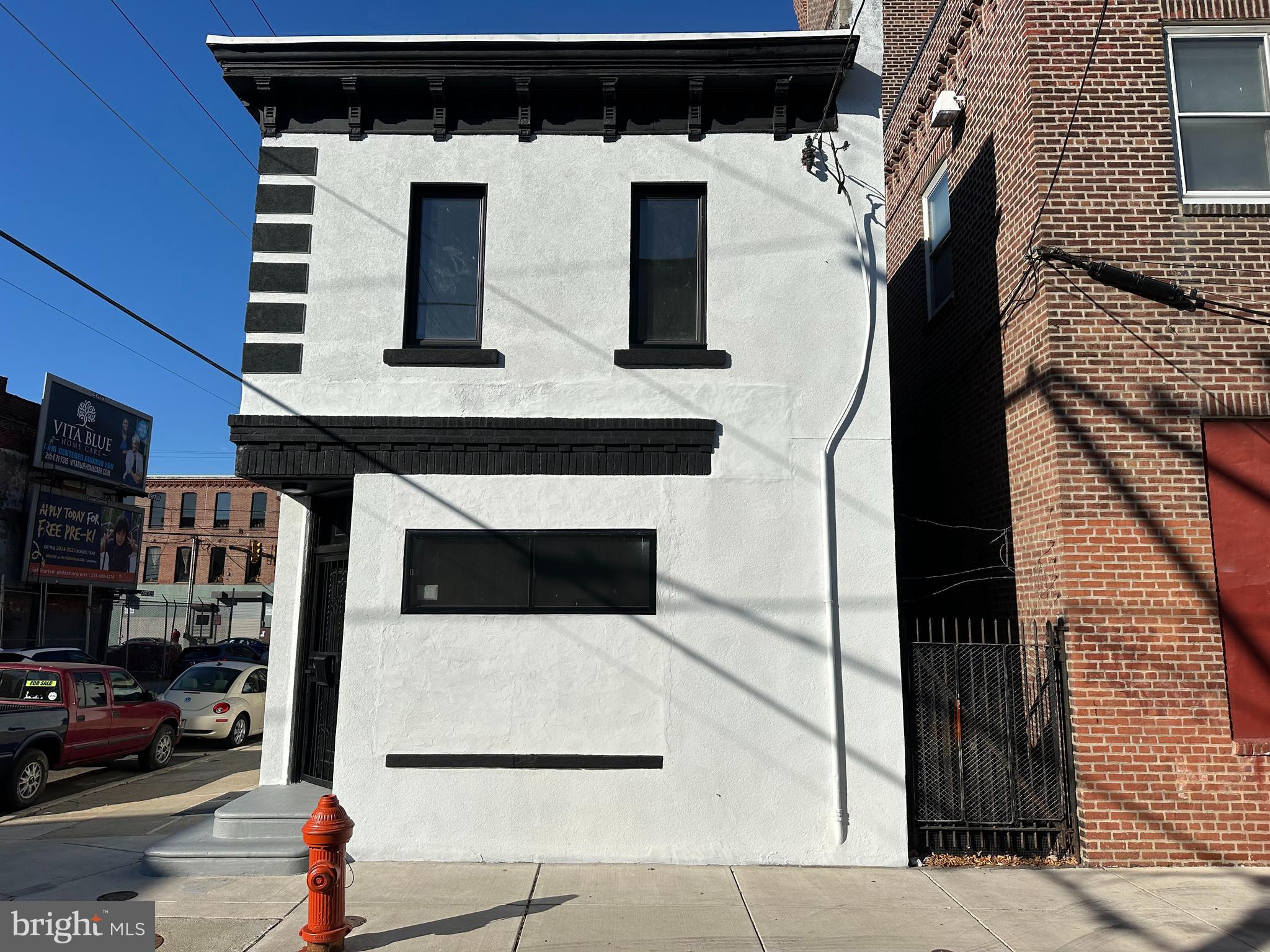 2000 Palethorp Street Philadelphia, PA 19122 - Photo 2 of 38 a view of building with street