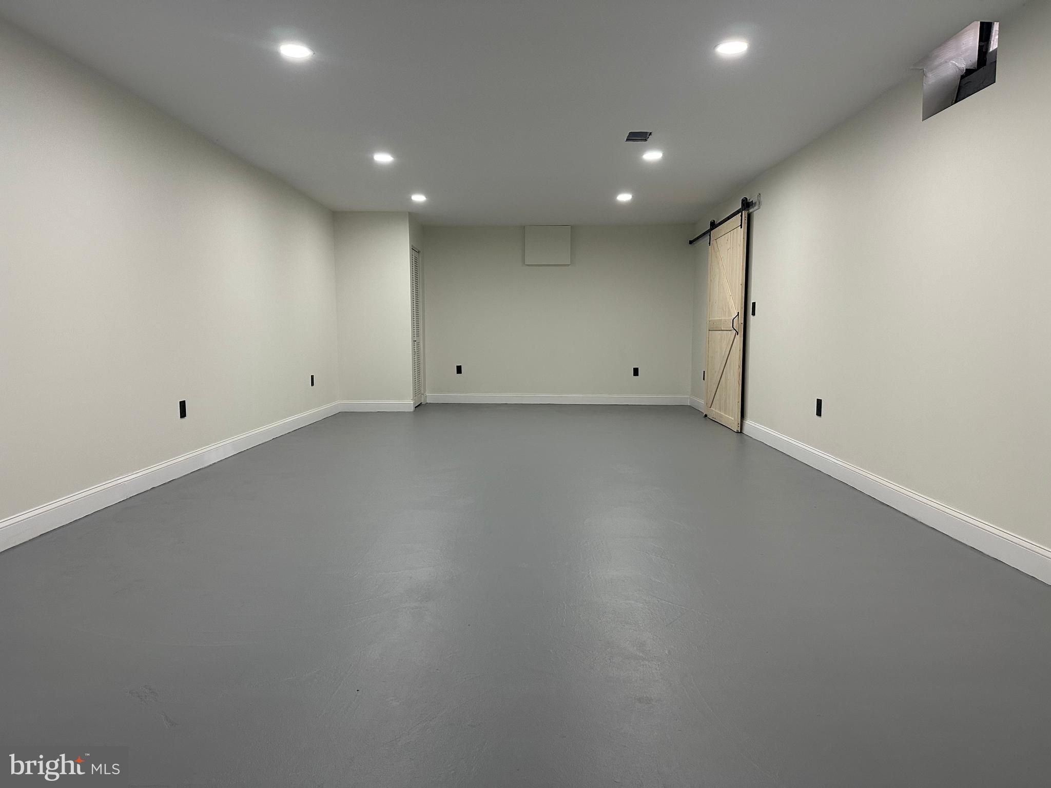 2000 Palethorp Street Philadelphia, PA 19122 - Photo 33 of 38 a view of a room