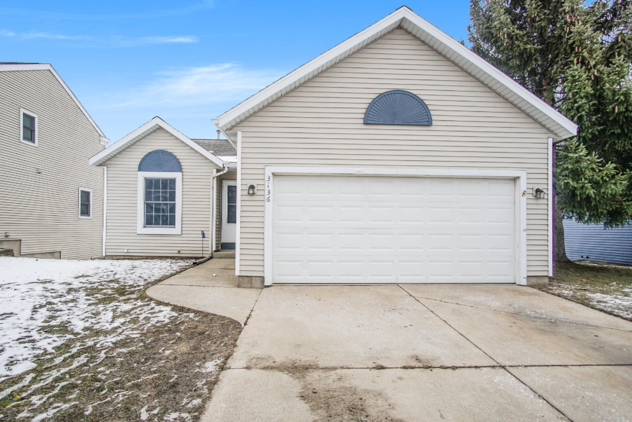 3136 Riley Ridge Road Holland, MI 49424 - Photo 2 of 54 DSC05421