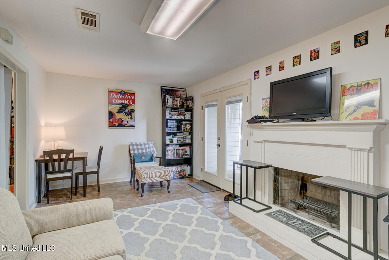 1330 Roxbury Court Jackson, MS 39211 - Photo 28 of 45 First floor fireplace
