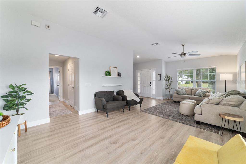 5669 Southwest 41st Street Ocala, FL 34474 - Photo 18 of 68