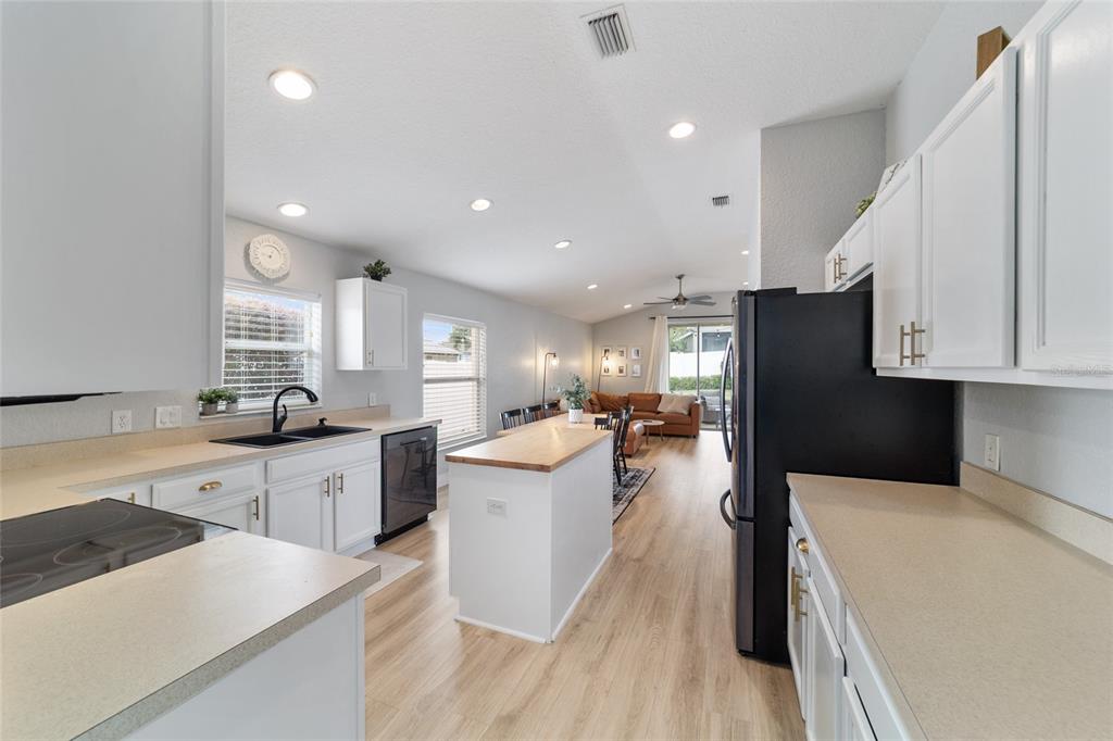 5669 Southwest 41st Street Ocala, FL 34474 - Photo 21 of 68