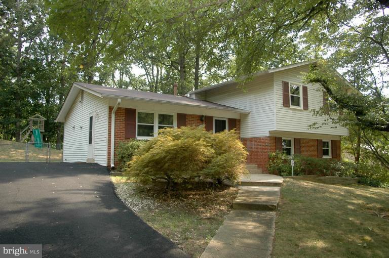 6429 Northanna Drive Springfield, VA 22150 - Photo 22 of 22 Exterior (Front)