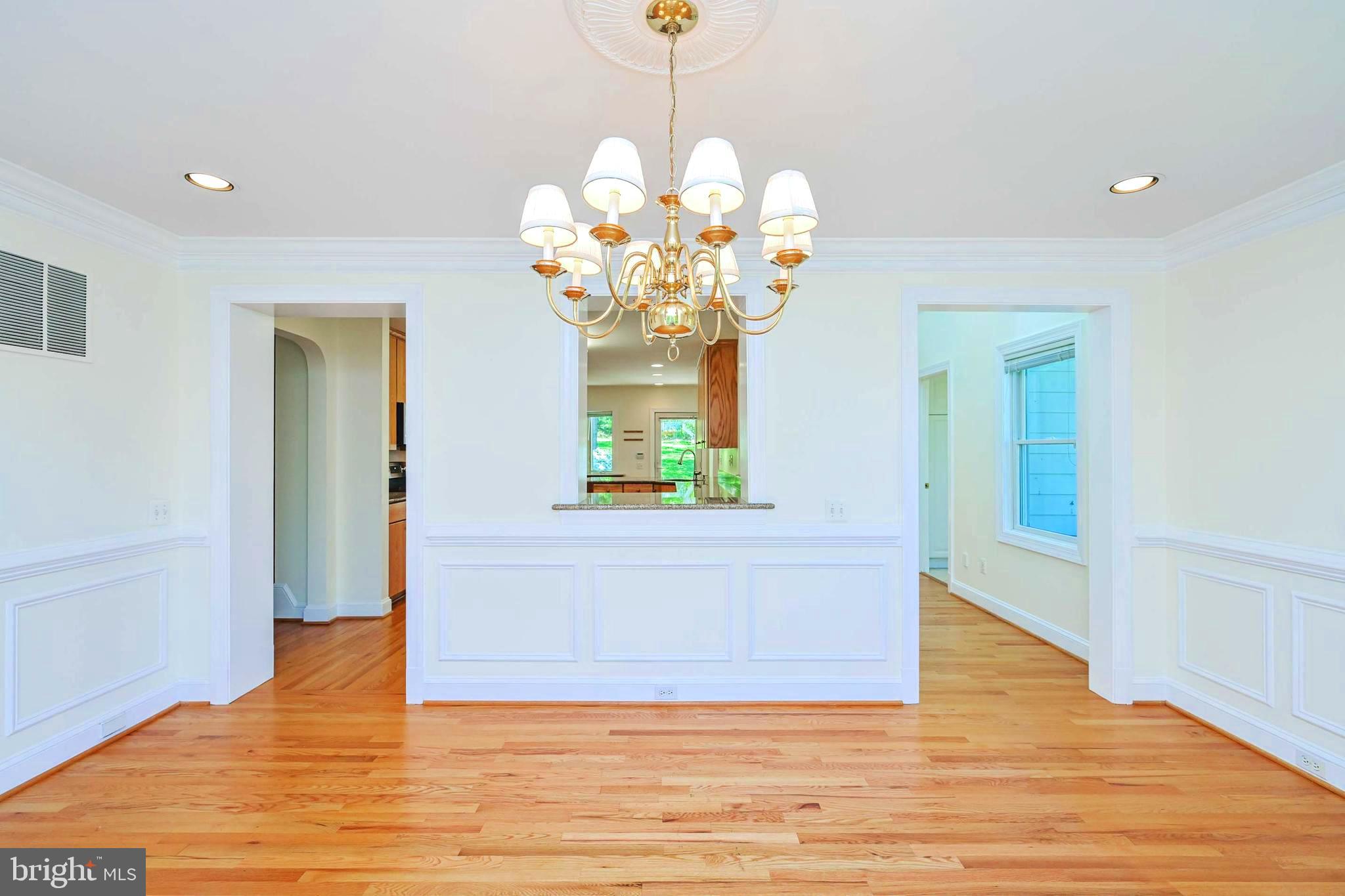 644 Walker Road Great Falls, VA 22066 - Photo 17 of 74