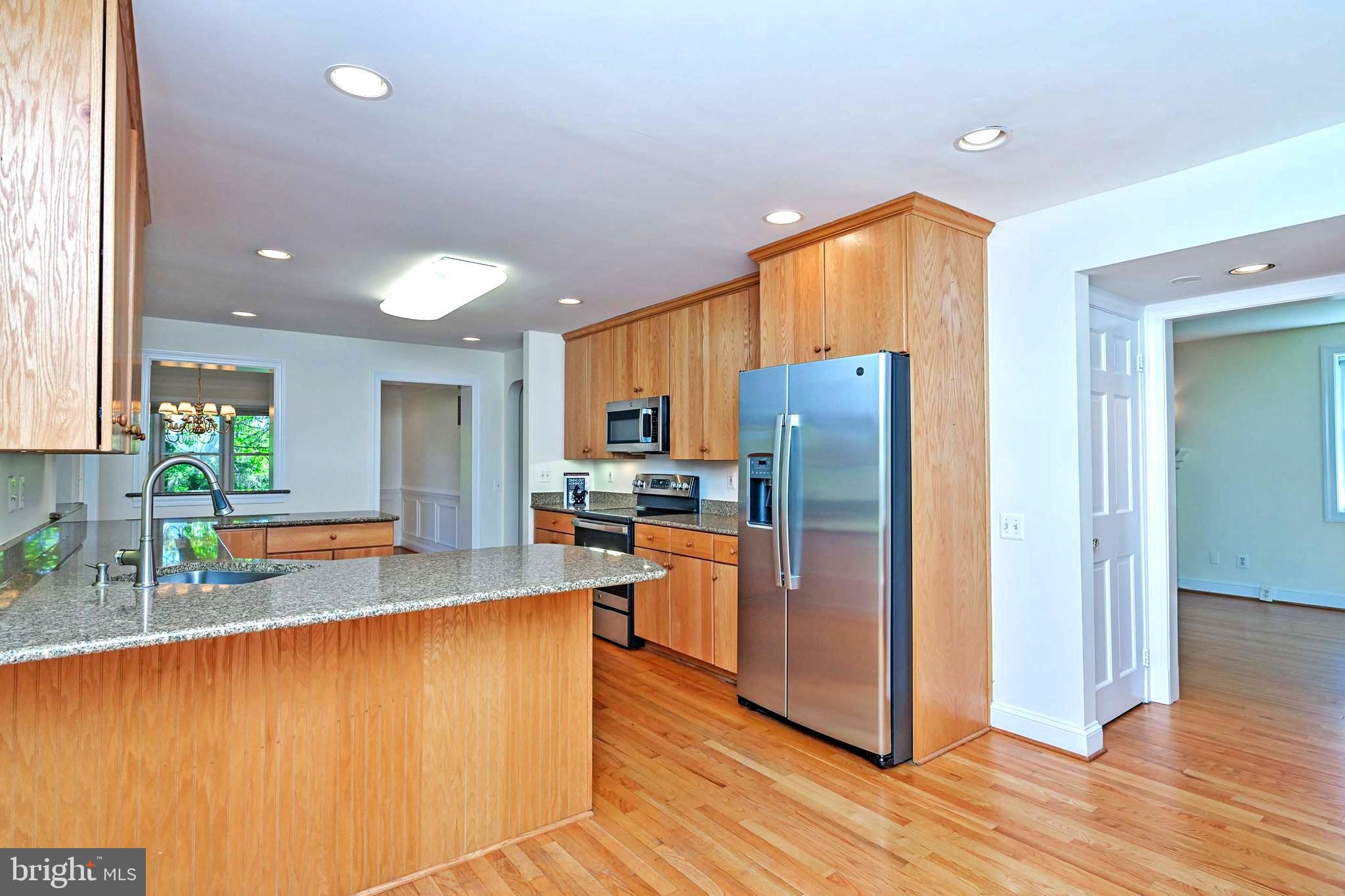 644 Walker Road Great Falls, VA 22066 - Photo 24 of 74