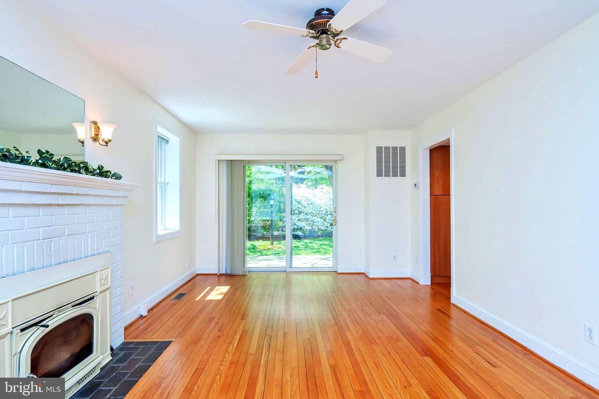 644 Walker Road Great Falls, VA 22066 - Photo 30 of 74