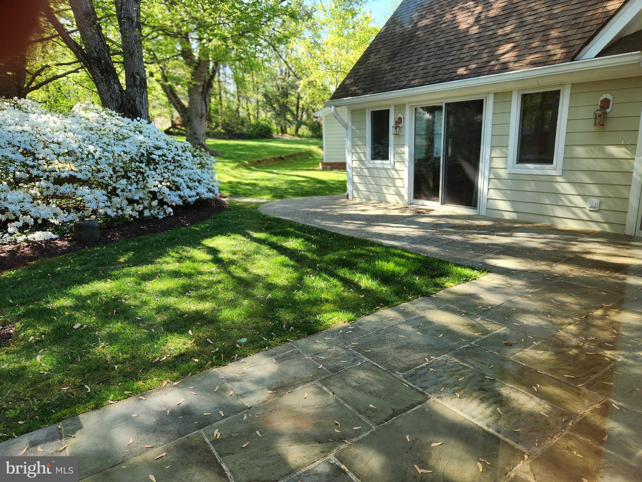 644 Walker Road Great Falls, VA 22066 - Photo 7 of 74