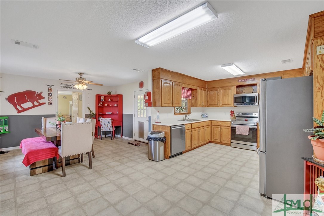 368 Wilkinson Road Ludowici, GA 31316 - Photo 9 of 45