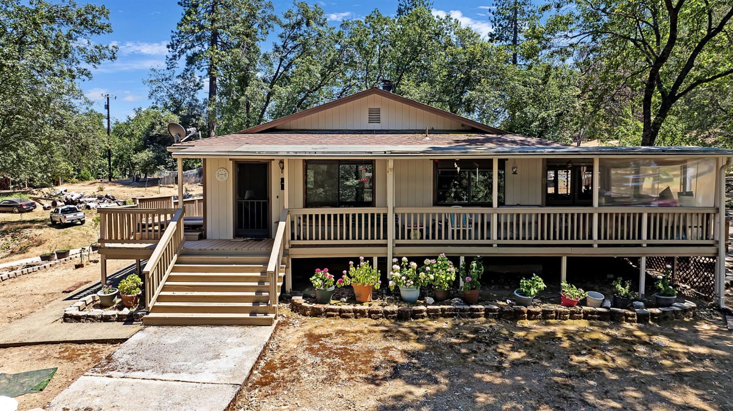 5180 Newtown Road Placerville, CA 95667 - Photo 3 of 32