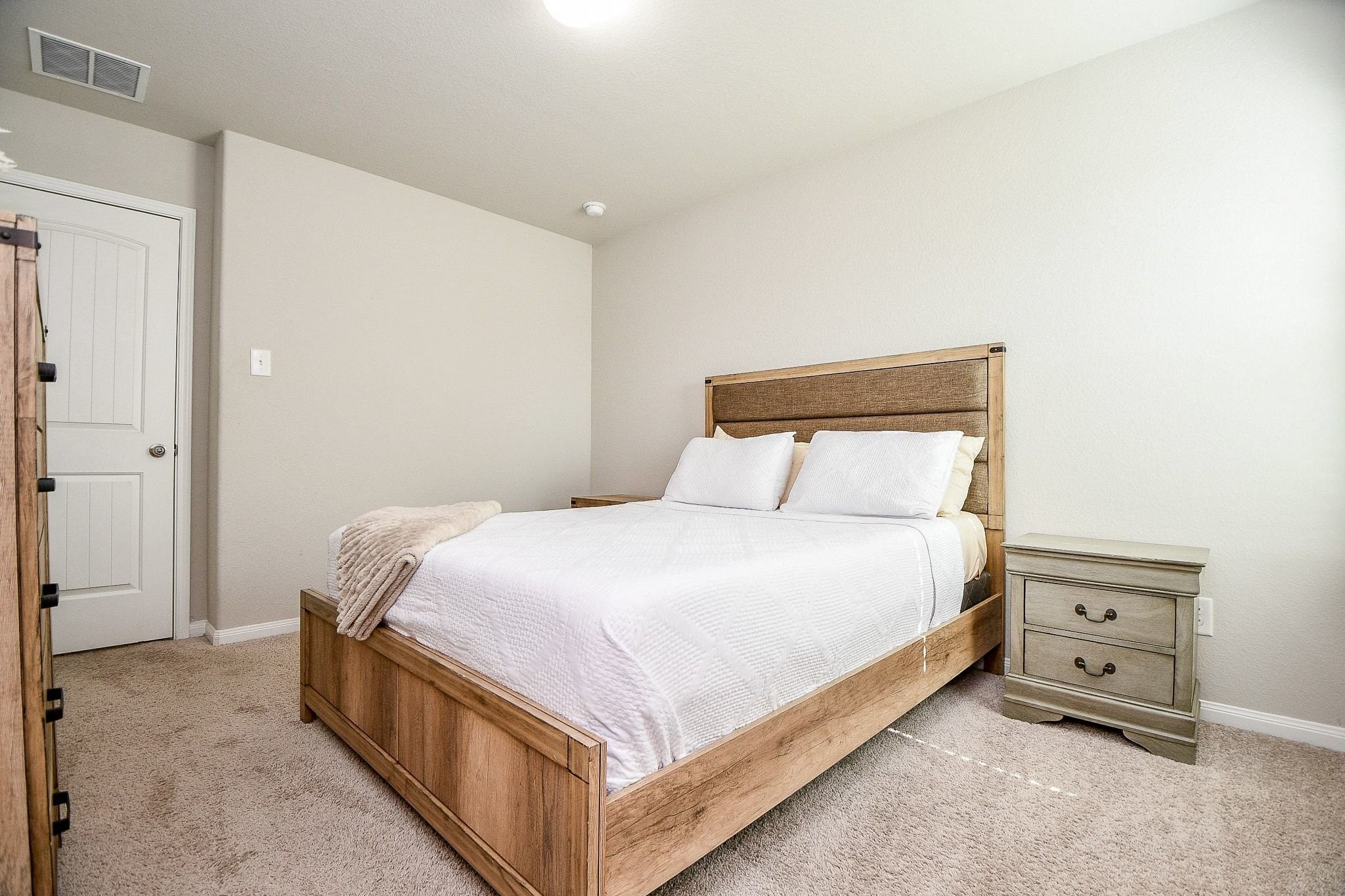 4834 Purple Wisteria Lane Spring, TX 77373 - Photo 23 of 31 Alternate view of the upstairs third bedroom.