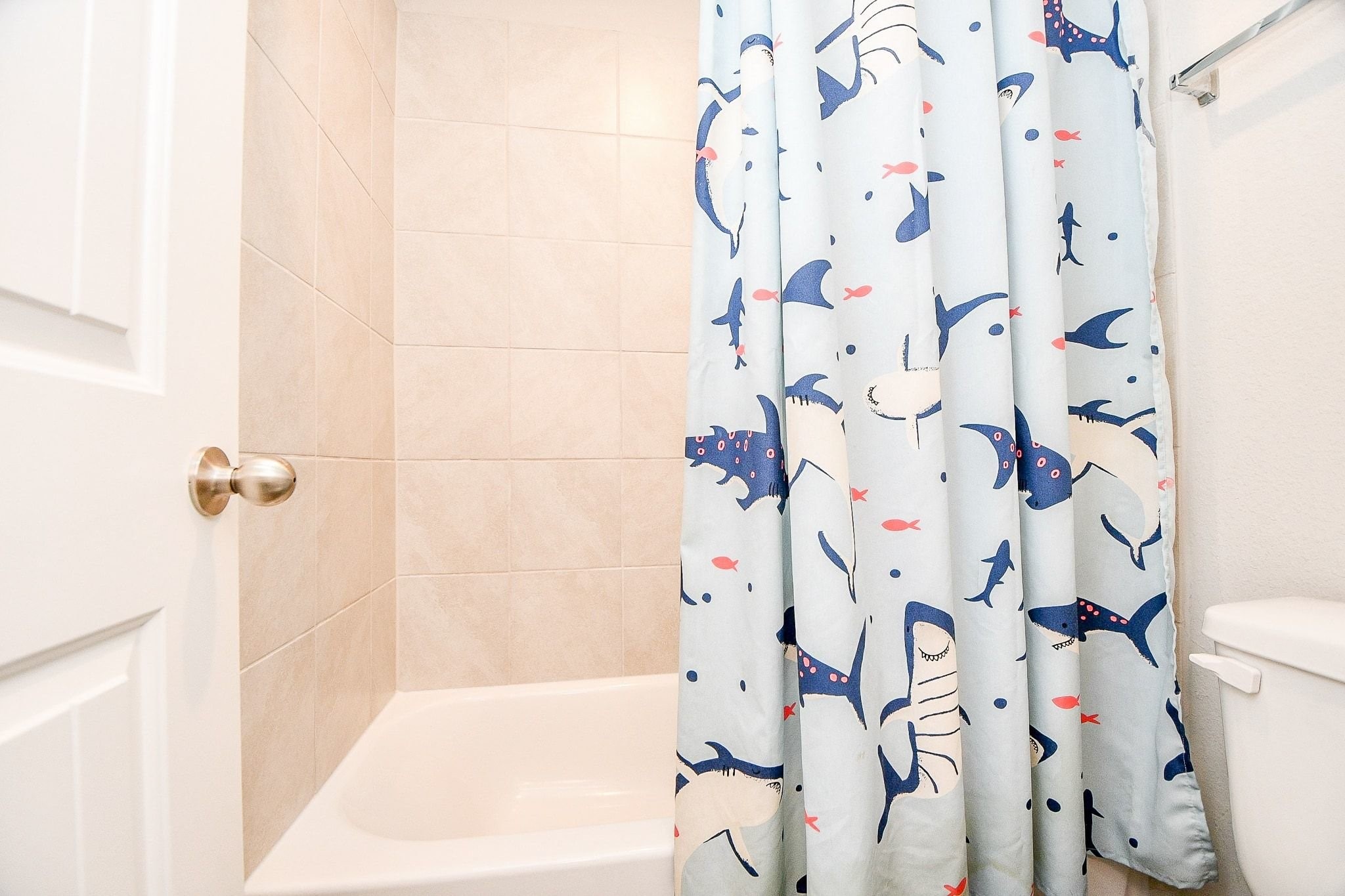 4834 Purple Wisteria Lane Spring, TX 77373 - Photo 25 of 31 Alternate view of the full bathroom upstairs.