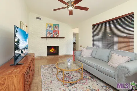 $299,000 | 633 College Hill Drive, Baton Rouge, LA 70808