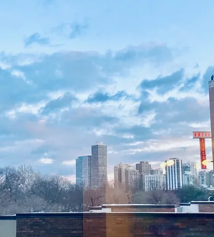 $2,950 | 1850 North Clark Street, Unit 408, Chicago, IL 60614