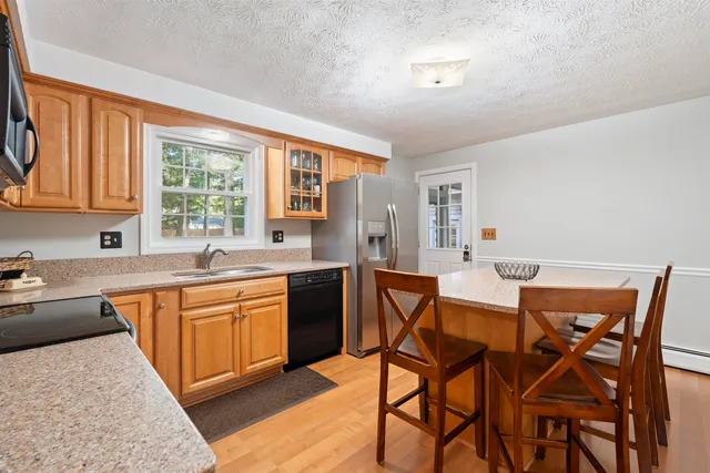 $539,999 | 19 Vista Way, Merrimack, NH 03054