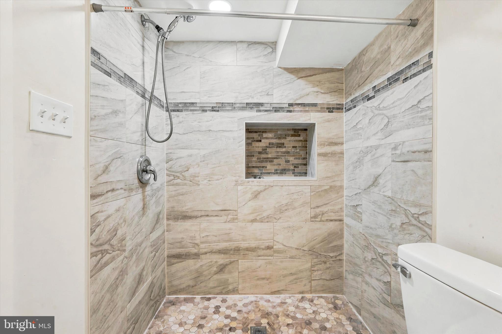 244 South 8th Street, Unit R Philadelphia, PA 19107 - Photo 11 of 15