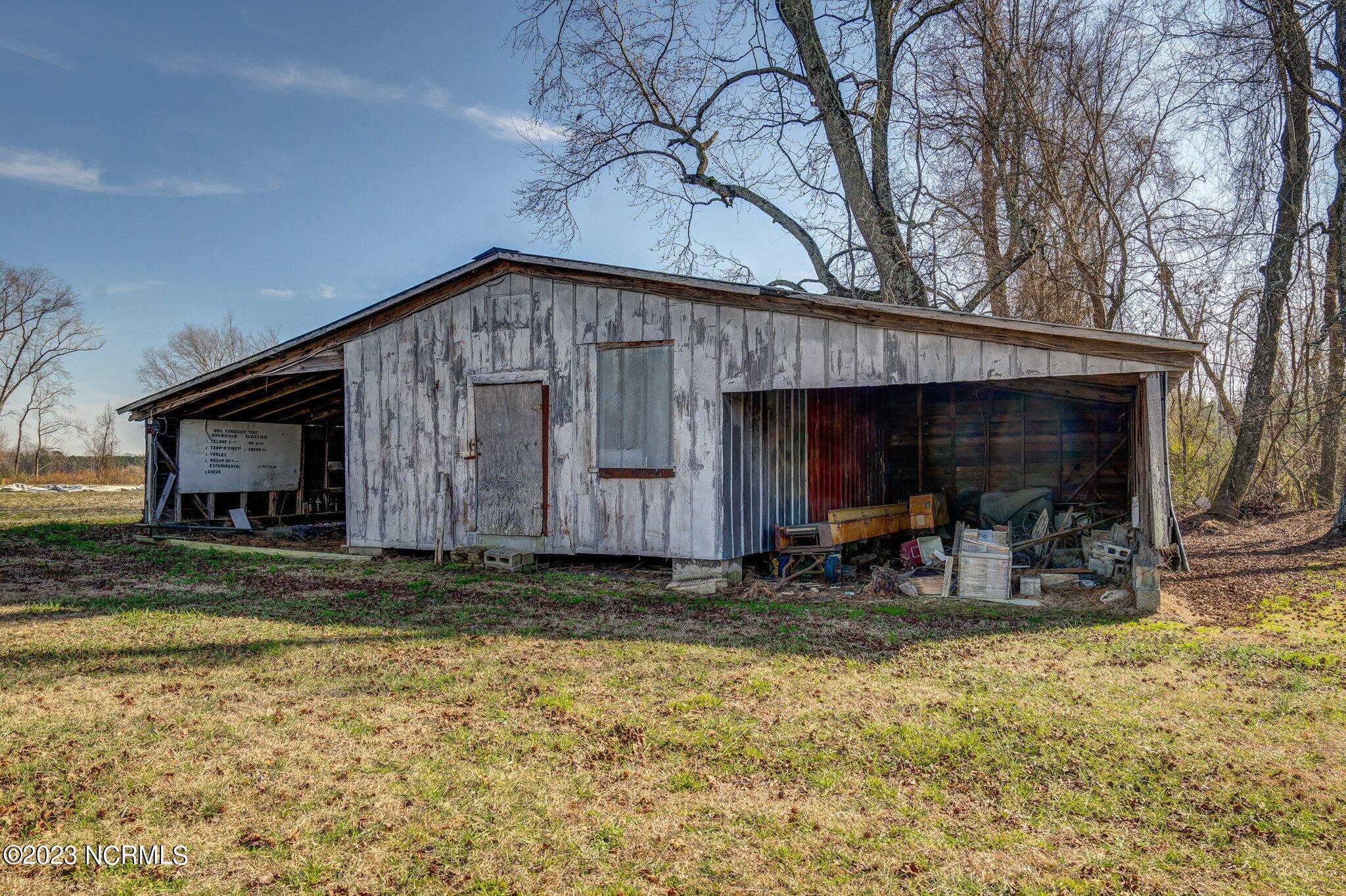 567 Pinkney Church Road Fremont, NC 27830 - Photo 4 of 15 018-567PinkneyChurchRoad-Fremont-NC-2783