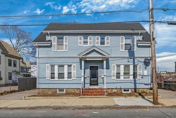 $799,999 | 15-17 Market Street, Brockton, MA 02301