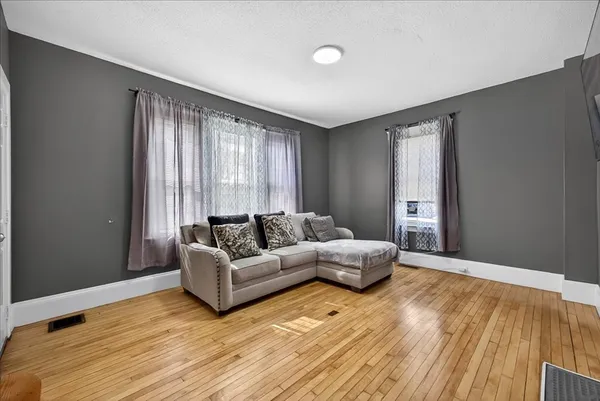 $799,999 | 15-17 Market Street, Brockton, MA 02301