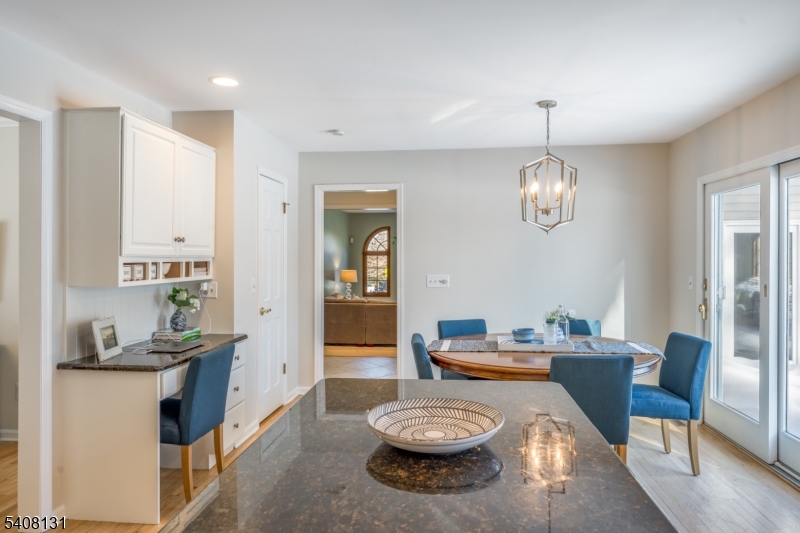 33 Juniper Way Bernards, NJ 07920 - Photo 15 of 40