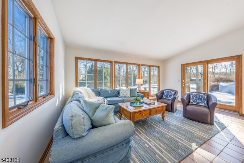 33 Juniper Way Bernards, NJ 07920 - Photo 19 of 40