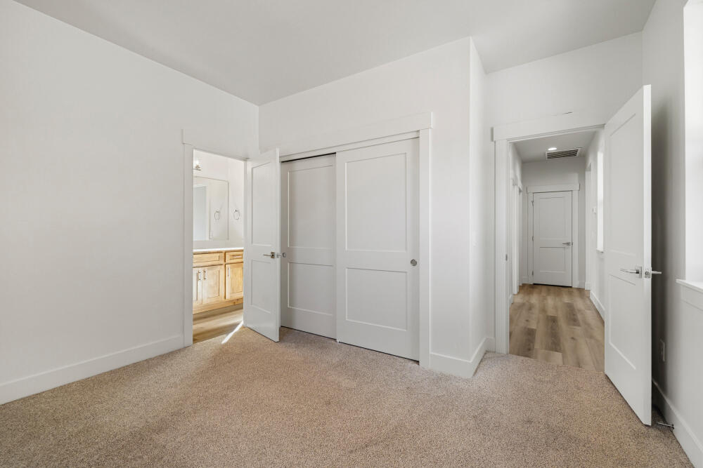 1092 Timber Ridge Loop Klamath Falls, OR 97601 - Photo 77 of 79