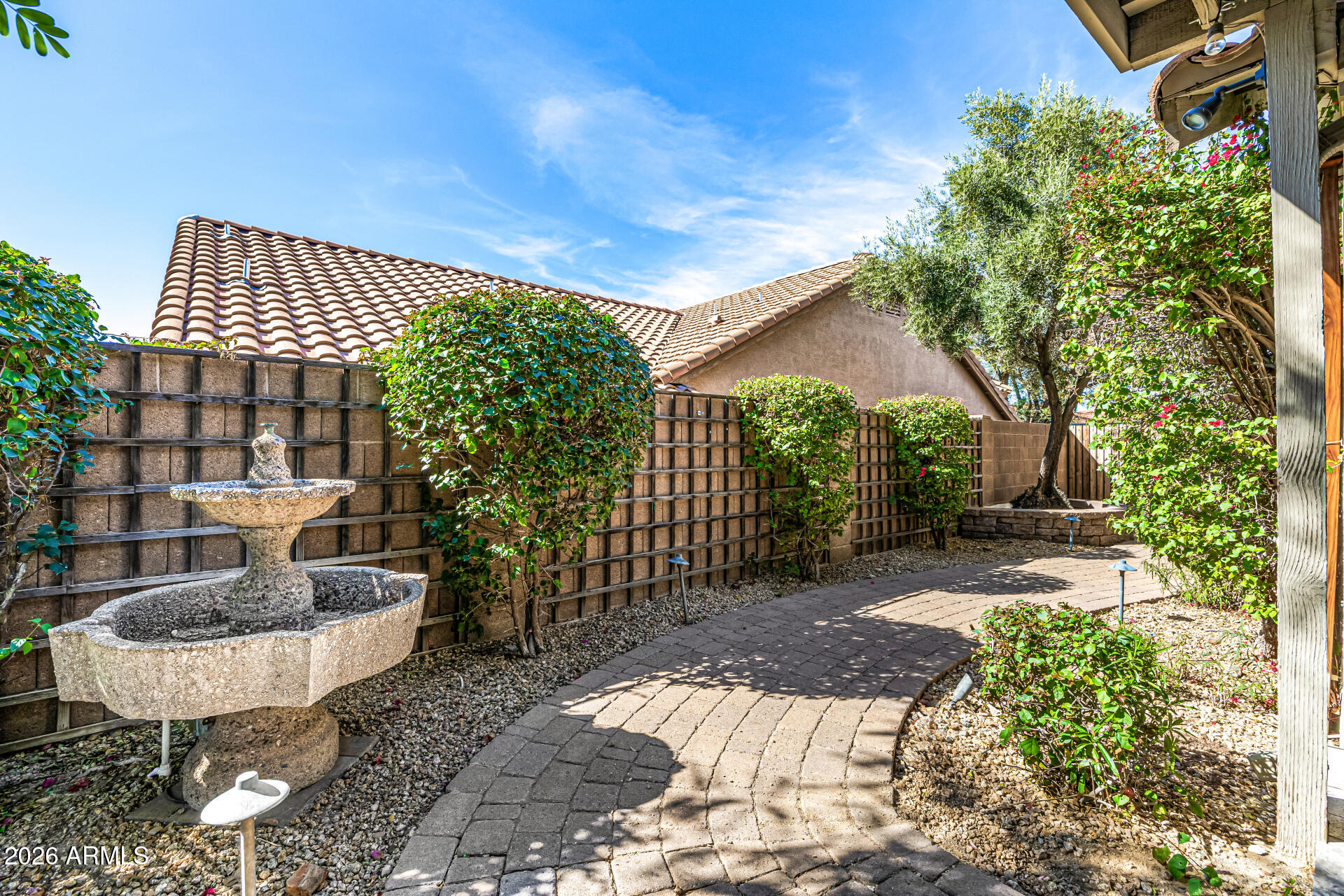 801 East Acoma Drive Phoenix, AZ 85022 - Photo 61 of 62 a view of a house with backyard and sitting area