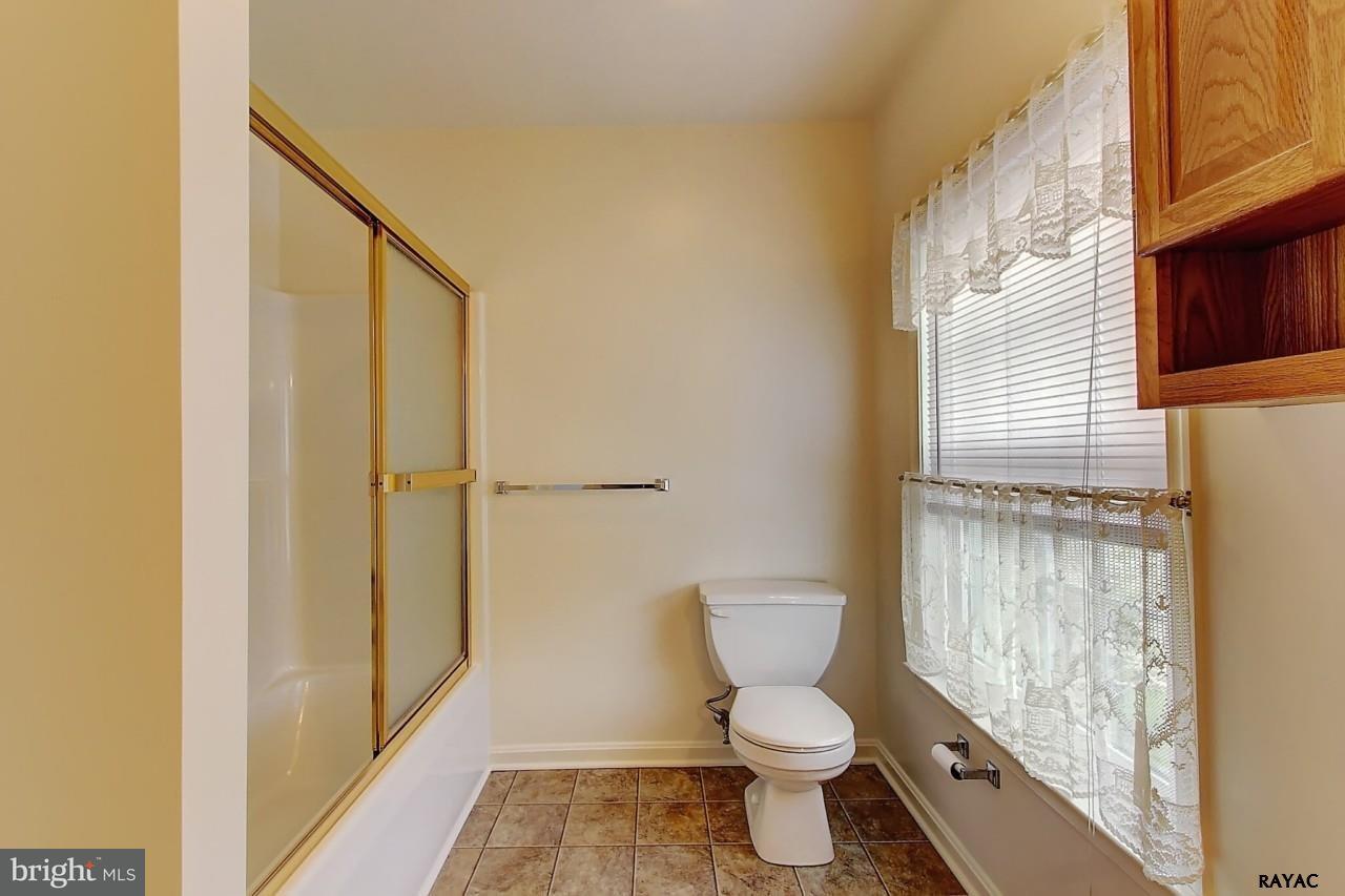 105 Country Ridge Drive Red Lion, PA 17356 - Photo 15 of 26 Gallery Image 15