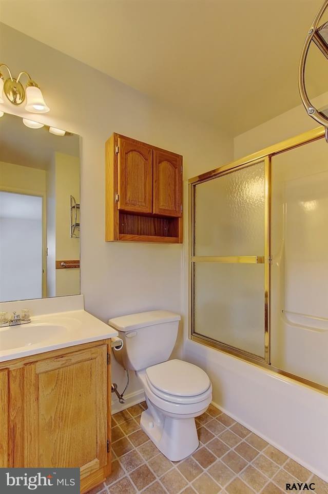 105 Country Ridge Drive Red Lion, PA 17356 - Photo 18 of 26 Gallery Image 18