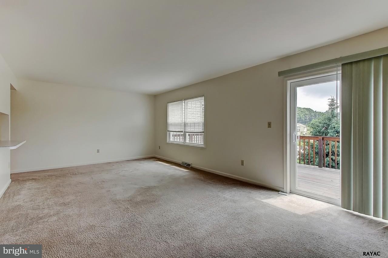 105 Country Ridge Drive Red Lion, PA 17356 - Photo 9 of 26 Gallery Image 9