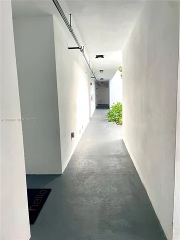 $2,550 | 1547 Northwest 2nd Street, Unit 105, Miami, FL 33125