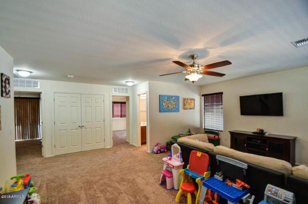 2537 South Powell Road Apache Junction, AZ 85119 - Photo 11 of 38 playroom