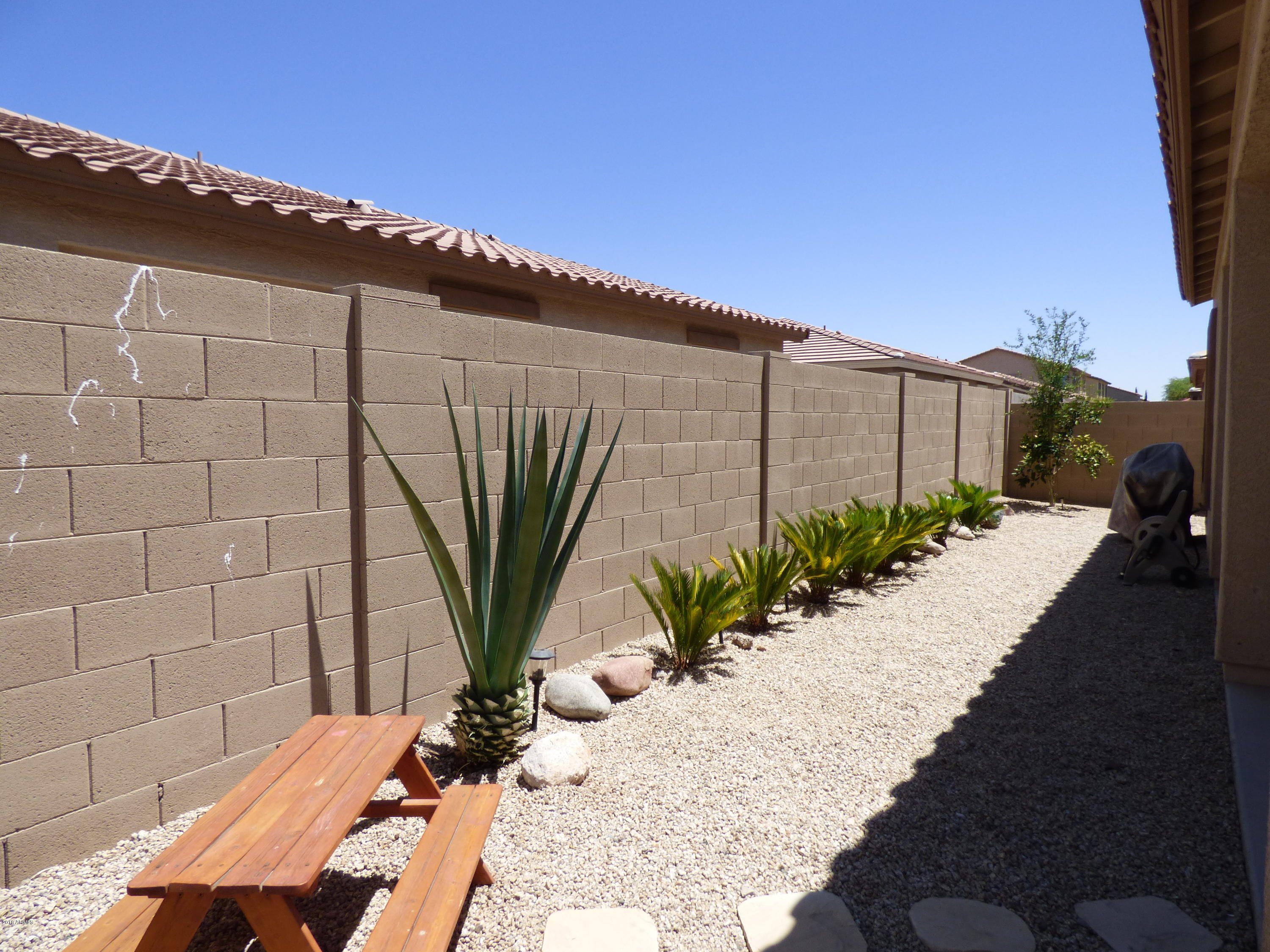 2537 South Powell Road Apache Junction, AZ 85119 - Photo 23 of 38 P1050513 (1)